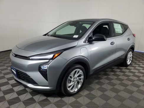 New 2027 Chevrolet Bolt LT FWD image 8