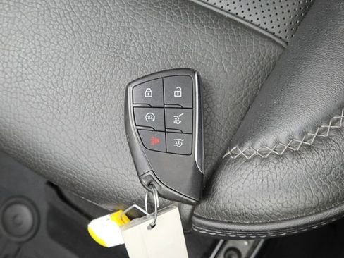 Used 2021 GMC Yukon Denali image 43