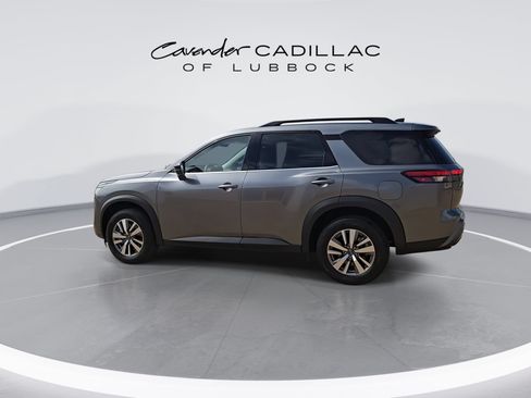 Used 2026 Nissan Pathfinder SL FWD image 6