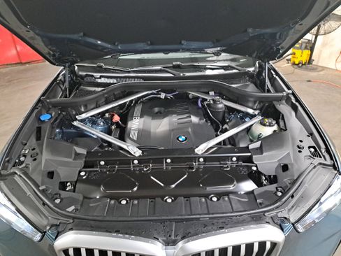 New 2026 BMW X5 xDrive40i w/ Climate Comfort Package image 31