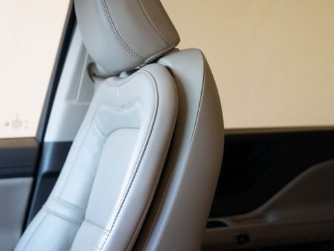 Used 2023 Lincoln Aviator Reserve w/ Equipment Group 201A image 23