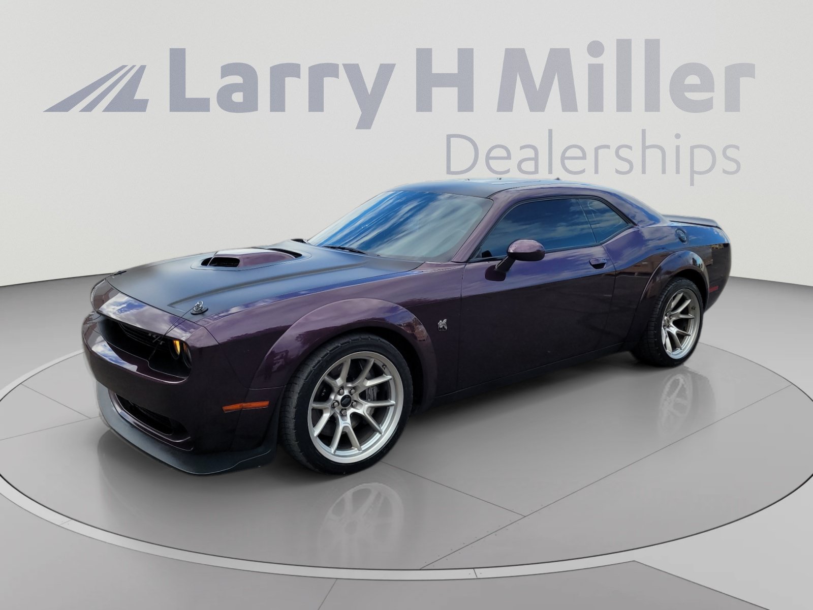 Used 2020 Dodge Challenger R/T Scat Pack RWD image 1