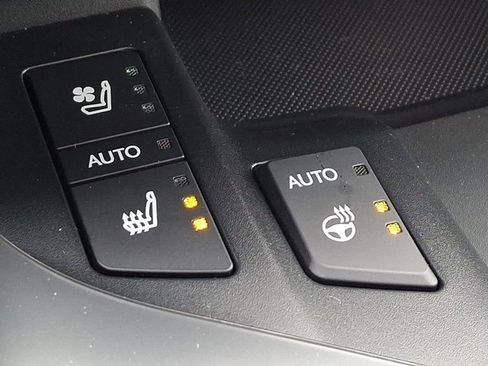 New 2026 Lexus LX 600 4WD w/ Luxury Package image 16