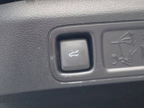 Used 2021 Ford Expedition XLT image 39