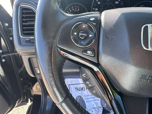 Used 2017 Honda HR-V EX-L image 17