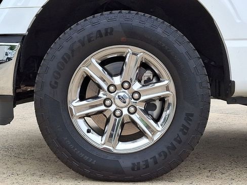 Used 2025 Ford F150 XLT w/ Equipment Group 301A Standard AWD/4WD image 8