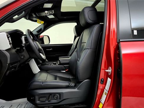 Used 2025 Toyota Tundra Platinum image 20