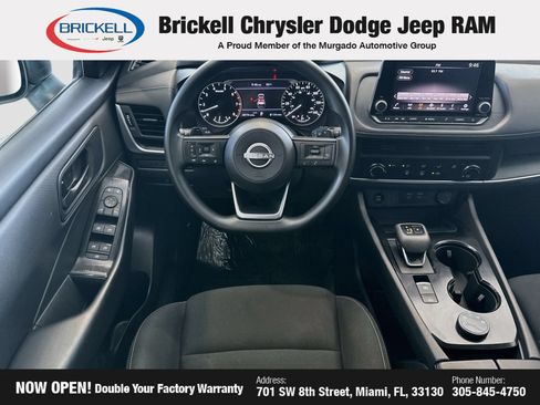 Used 2024 Nissan Rogue S AWD/4WD image 17