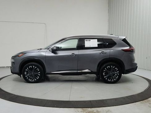 Used 2026 Nissan Rogue Platinum w/ Platinum Premium Package AWD/4WD image 4