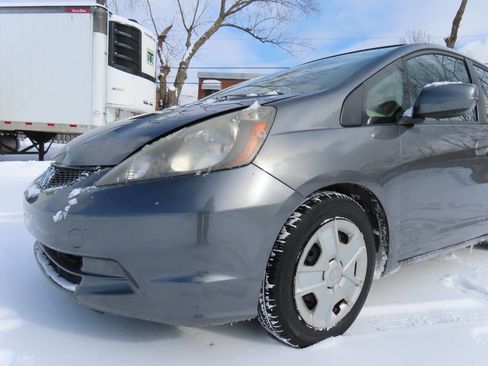 Used 2013 Honda Fit image 30
