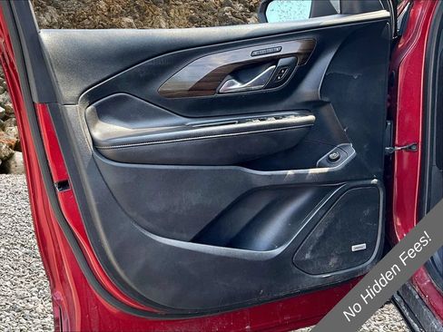 Used 2019 GMC Terrain Denali w/ Driver Alert Package II AWD/4WD image 18