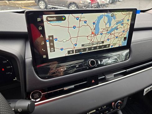 New 2025 Mitsubishi Outlander SE image 26