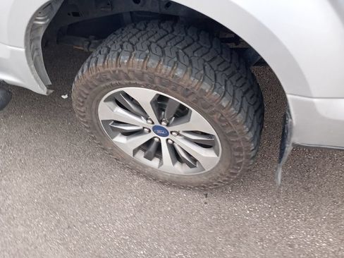 Used 2019 Ford F150 XL w/ Equipment Group 101A Mid AWD/4WD image 10