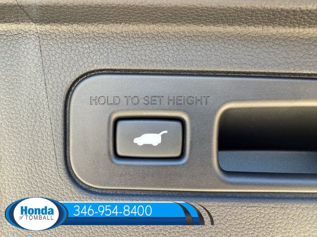 New 2026 Honda Pilot Sport image 17
