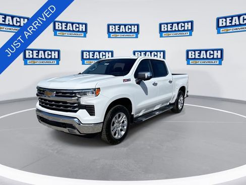 New 2026 Chevrolet Silverado 1500 LTZ w/ LTZ Premium Package AWD/4WD image 4