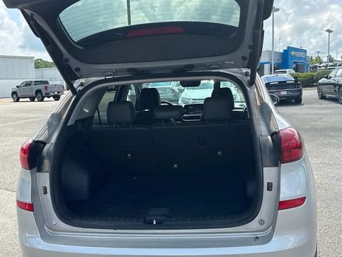 Used 2020 Hyundai Tucson Limited FWD image 13