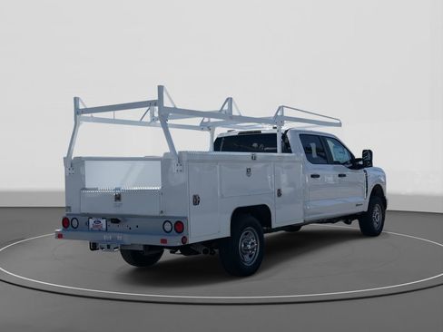 New 2026 Ford F350 XL w/ XL Chrome Package image 5