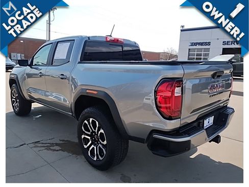 Used 2025 GMC Canyon AT4 w/ Nightfall Edition image 9