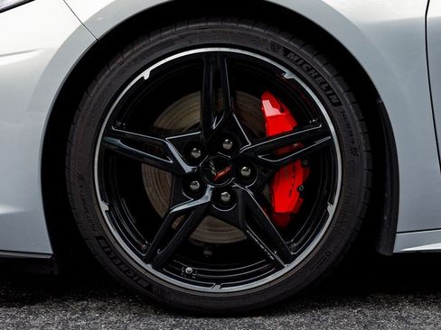Used 2021 Chevrolet Corvette Stingray Preferred Cpe w/ Z51 Performance Package RWD image 33