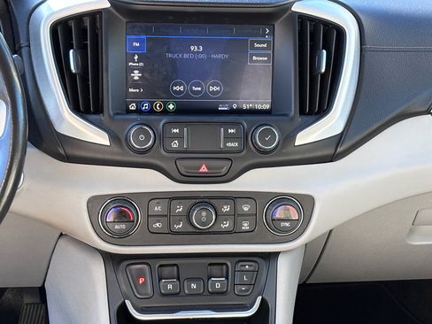 Used 2020 GMC Terrain SLT image 20