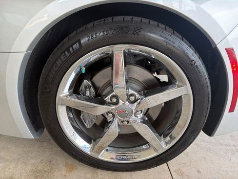 Used 2014 Chevrolet Corvette Stingray Convertible w/ 2LT Preferred Equipment Group image 35