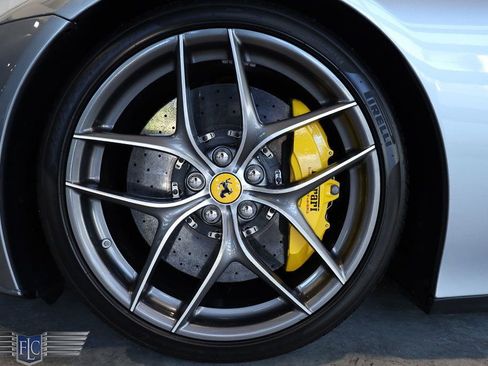 Used 2016 Ferrari F12 Berlinetta image 41