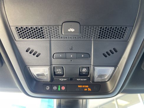 Used 2025 Cadillac XT5 Premium Luxury w/ Technology Package image 31