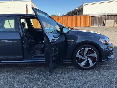 Used 2019 Volkswagen GTI 4-Door FWD image 32