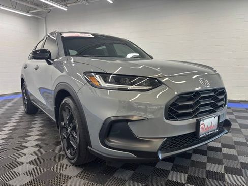 Used 2025 Honda HR-V Sport image 11