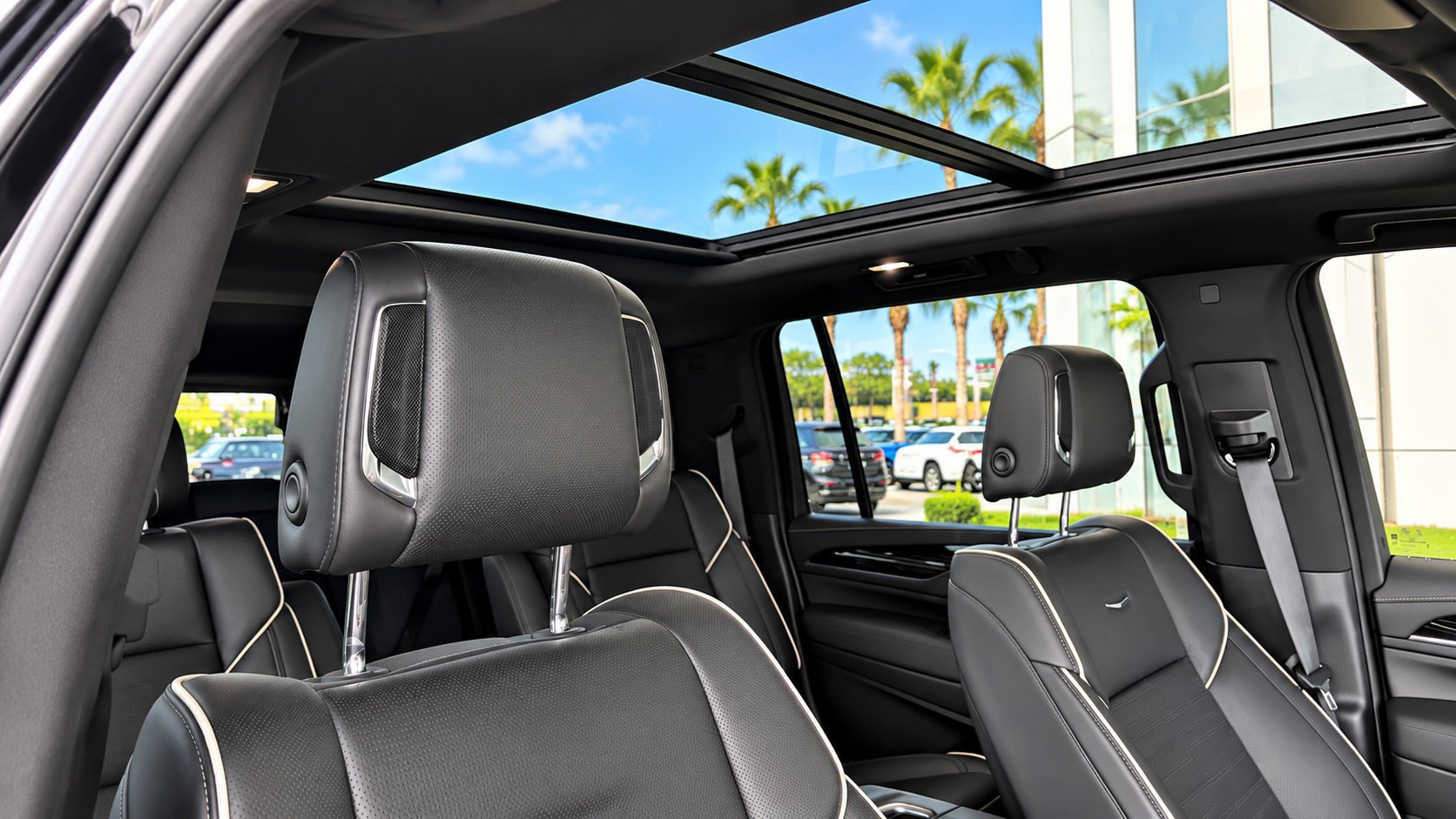 Used 2023 Cadillac Escalade ESV Sport RWD image 12