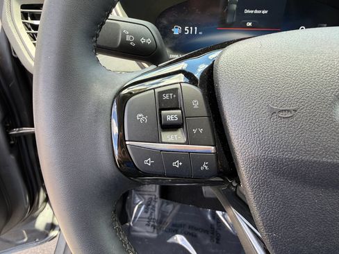 Used 2024 Ford Escape Platinum w/ Premium Technology Package AWD/4WD image 14