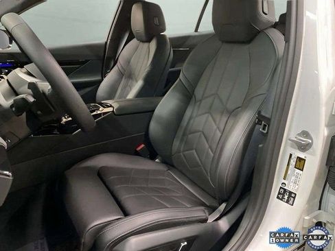 Used 2025 BMW 530i xDrive image 65