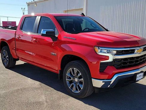 New 2026 Chevrolet Silverado 1500 LT w/ Texas Edition Plus RWD image 2
