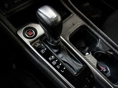 Used 2025 Nissan Sentra SV FWD image 20