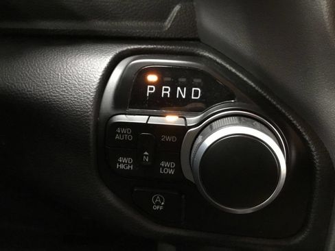 Used 2023 RAM 1500 Big Horn AWD/4WD image 33