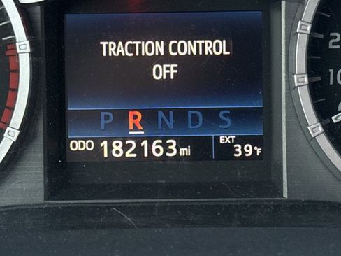 Used 2017 Toyota Tundra SR5 image 6