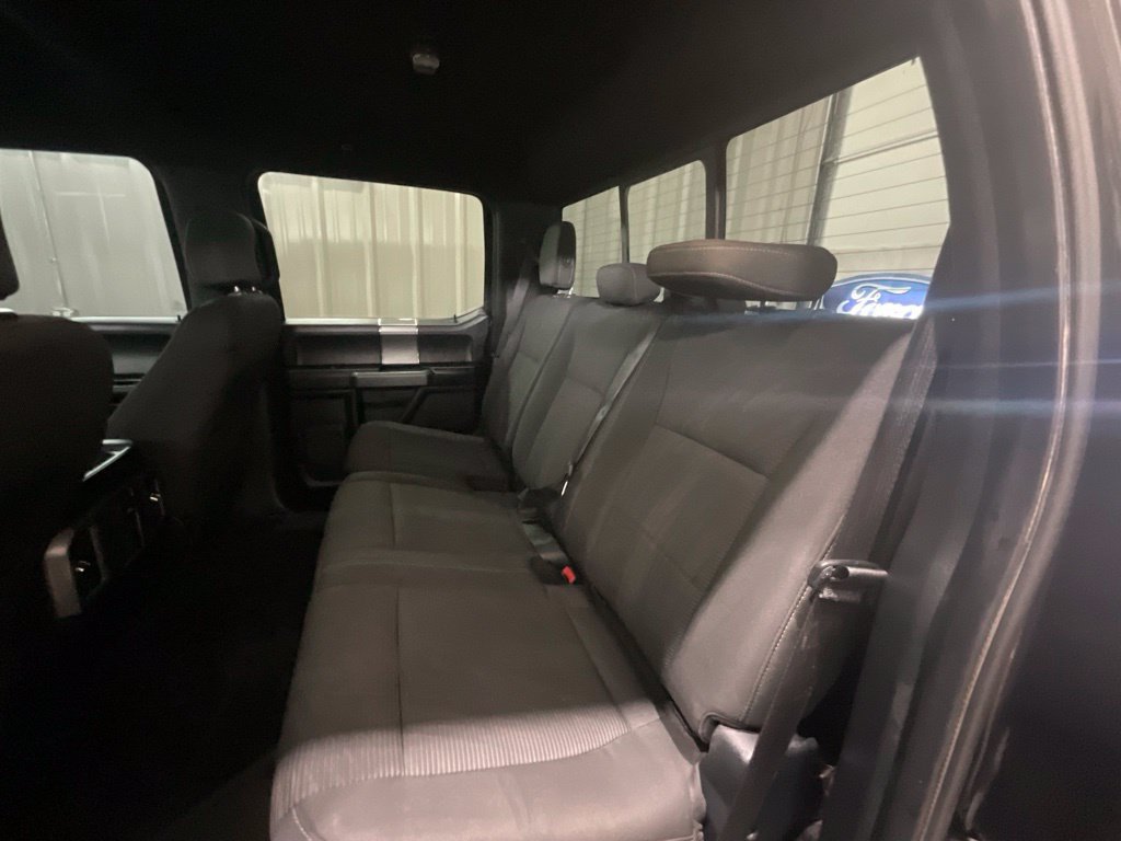 Used 2015 Ford F150 XLT w/ Equipment Group 302A Luxury AWD/4WD image 11