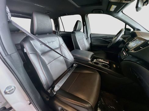 Used 2024 Honda Passport Black Edition image 30