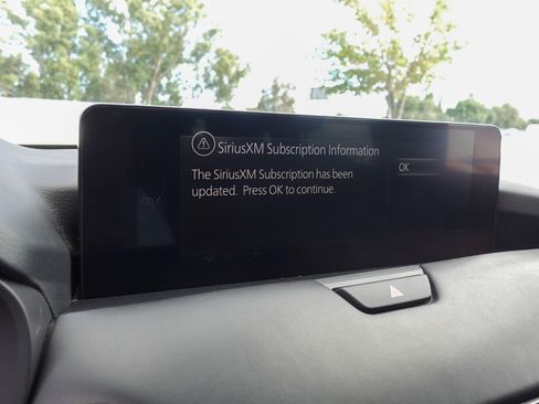 Used 2024 MAZDA CX-90 Plug-In Hybrid w/ Premium Plus image 17