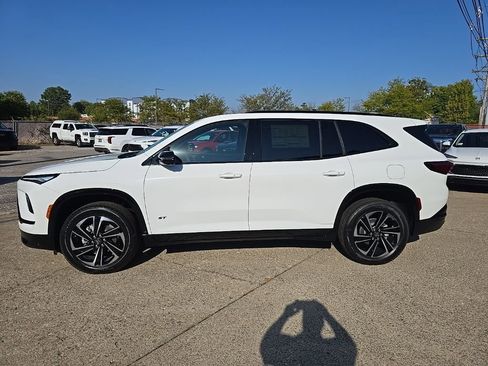 New 2026 Buick Enclave Sport Touring w/ Power Package FWD image 4