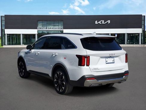 New 2026 Kia Sorento SX FWD image 3