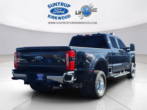 Used 2025 Ford F350 Lariat image 3