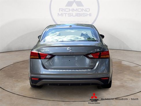 Used 2021 Nissan Altima 2.5 SV image 4