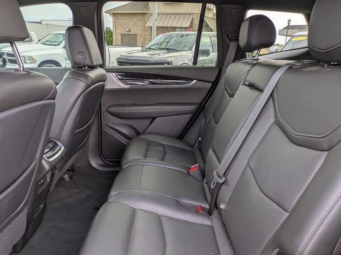 Used 2023 Cadillac XT6 Premium Luxury FWD image 15