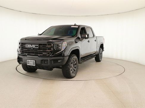 Used 2024 GMC Sierra 1500 AT4X image 12