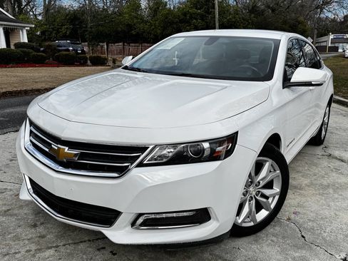 Used 2018 Chevrolet Impala LT image 1