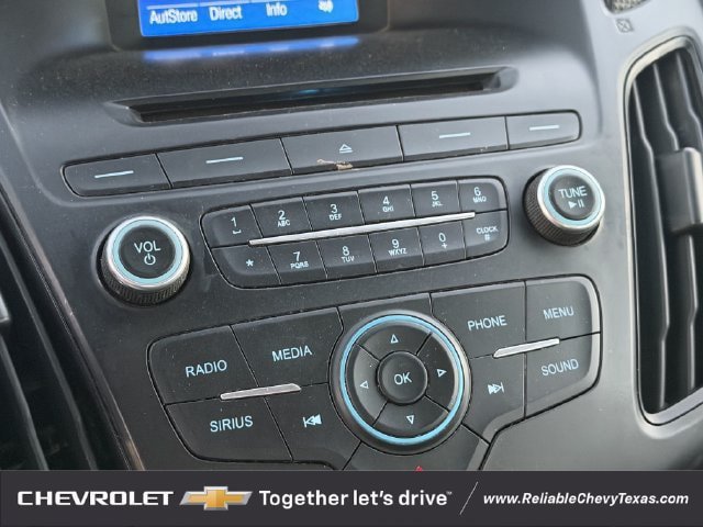 Used 2017 Ford Focus SE FWD image 20