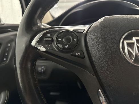 Used 2017 Buick Envision Essence image 11
