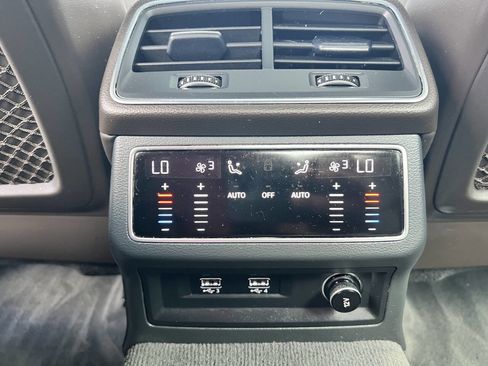 Used 2019 Audi A6 3.0T Prestige w/ Prestige Package image 39