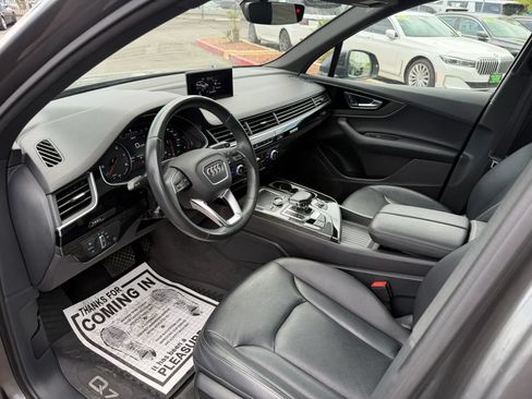 Used 2019 Audi Q7 3.0T Premium w/ Convenience Package AWD/4WD image 9